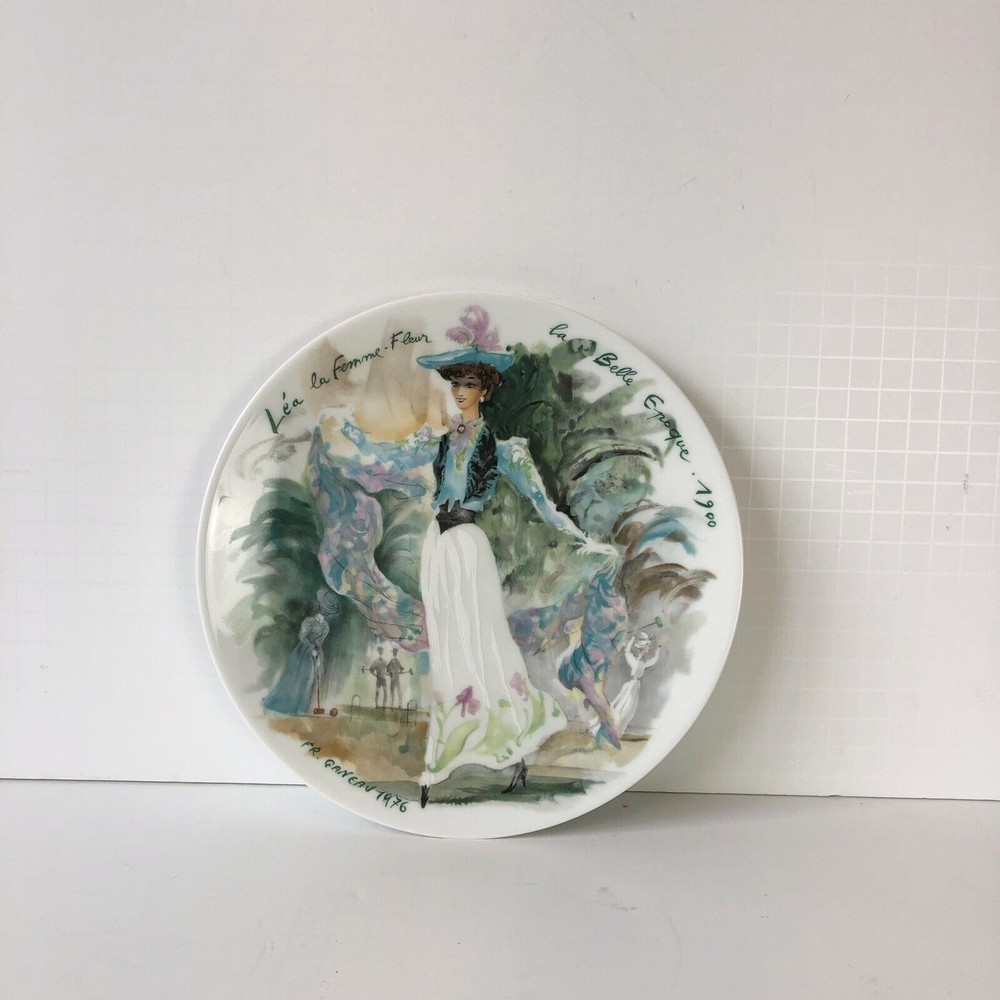 Vintage 1976 D'Arceau Limoges Collectors Plate “Léa la Femme Fleur 1900”